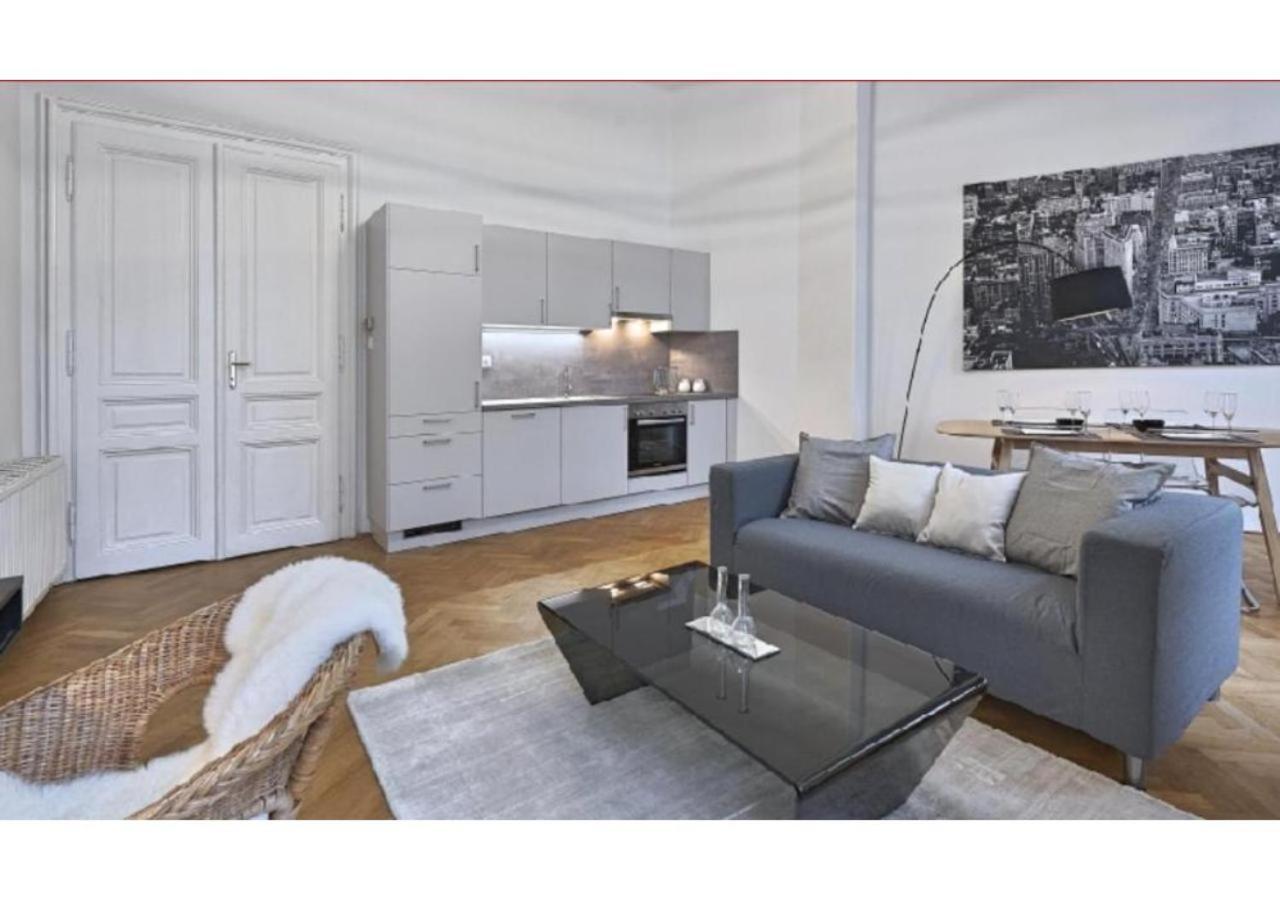 Luxurious, 2 Min To Casino And Roemertherme Appartement Baden Buitenkant foto