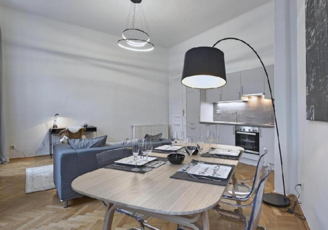 Luxurious, 2 Min To Casino And Roemertherme Appartement Baden Buitenkant foto