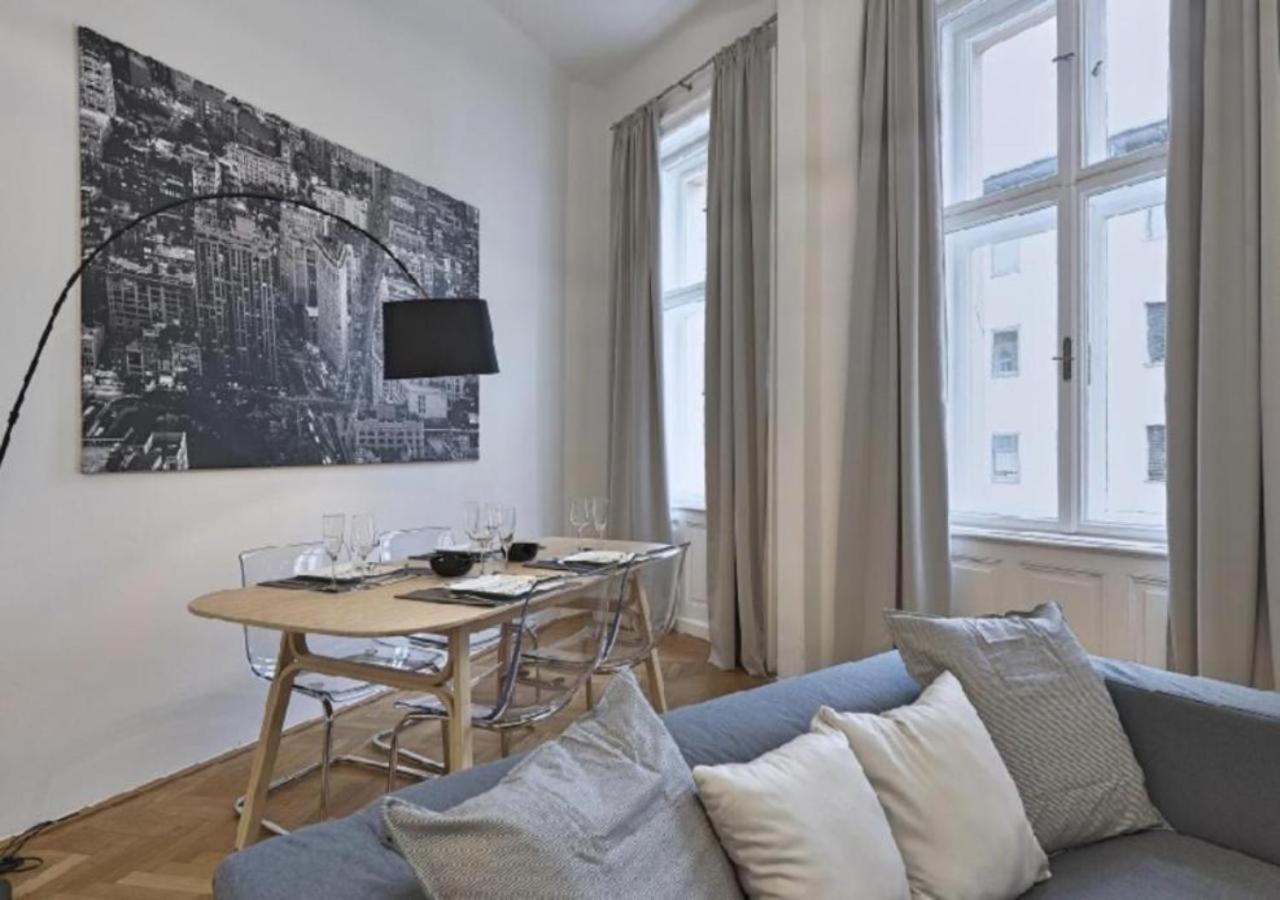 Luxurious, 2 Min To Casino And Roemertherme Appartement Baden Buitenkant foto
