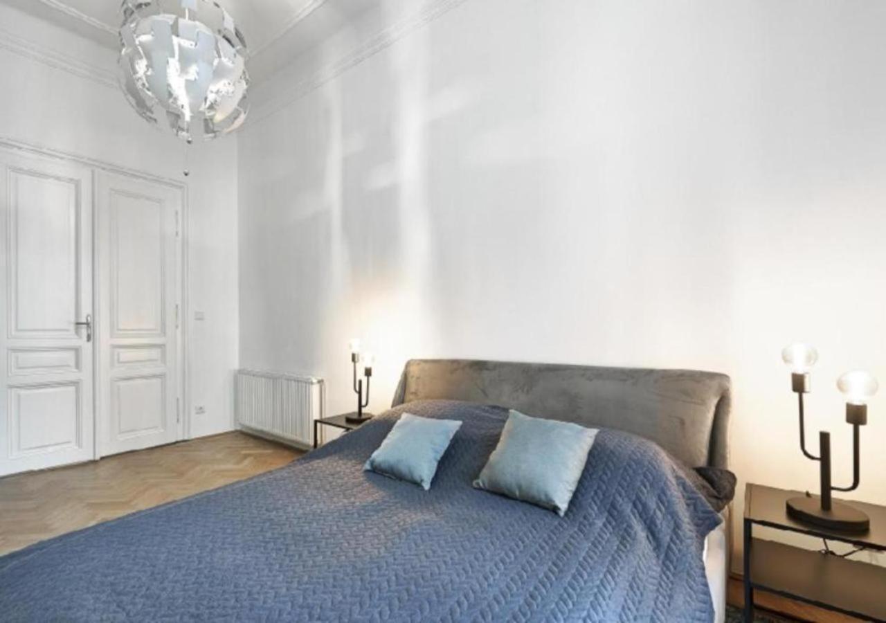 Luxurious, 2 Min To Casino And Roemertherme Appartement Baden Buitenkant foto