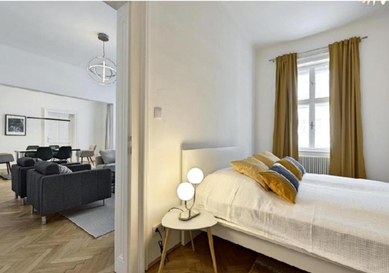 Luxurious, 2 Min To Casino And Roemertherme Appartement Baden Buitenkant foto