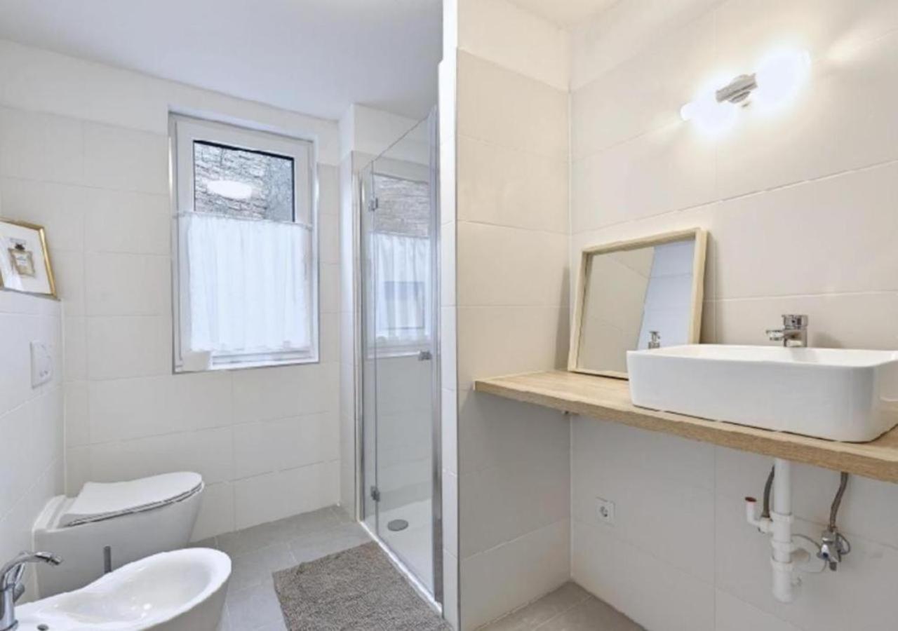Luxurious, 2 Min To Casino And Roemertherme Appartement Baden Buitenkant foto