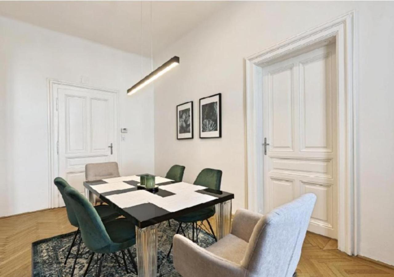 Luxurious, 2 Min To Casino And Roemertherme Appartement Baden Buitenkant foto